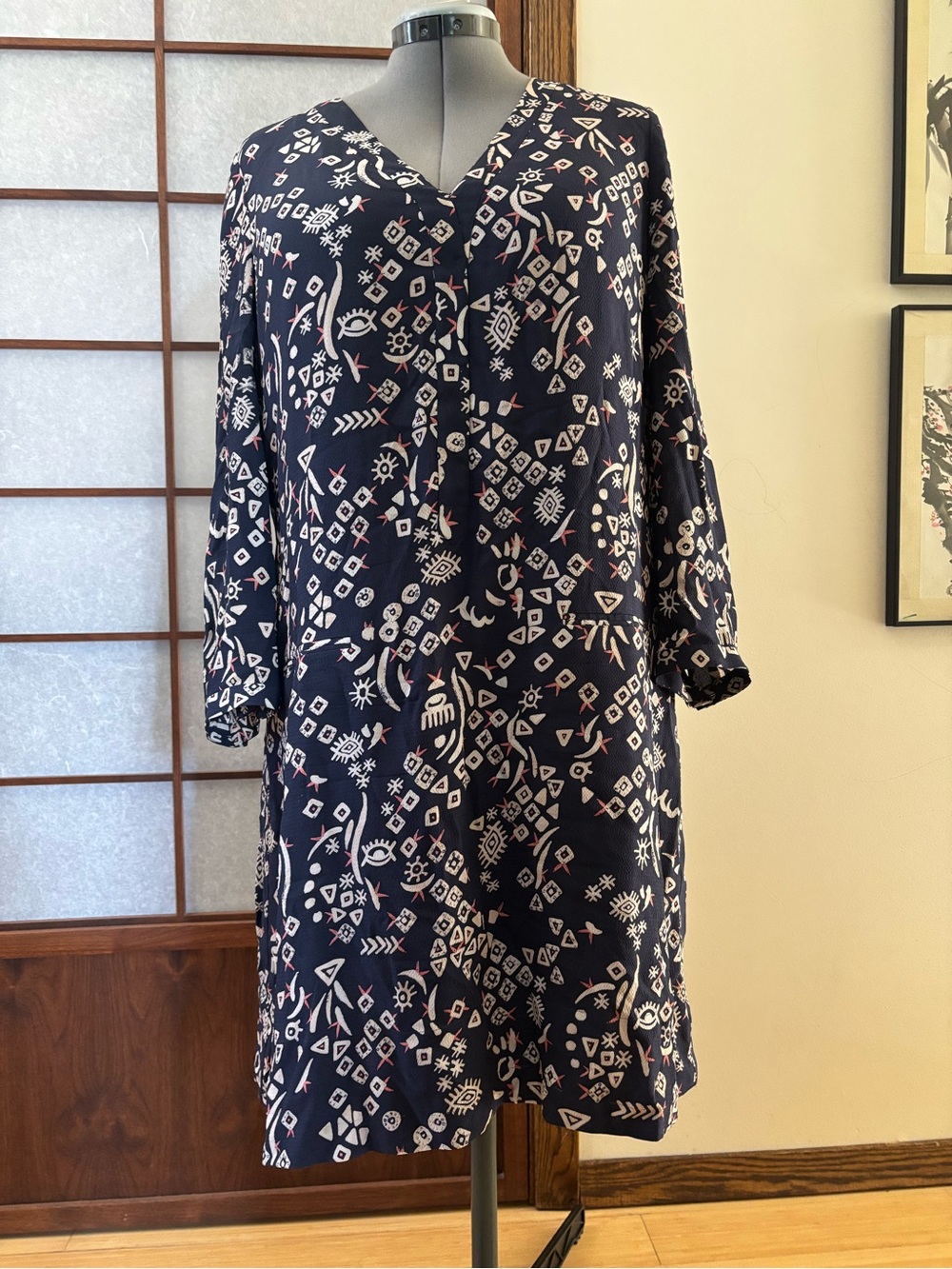 VGUC 100% Silk Tory Burch Navy Tribal Print Shift Dress US 12